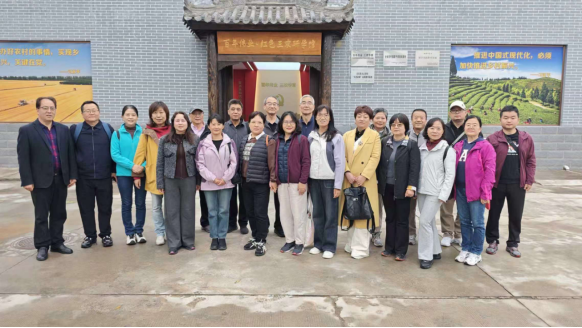 开云kaiyun网页版党外人士赴杨凌开展农业高新科技专题调研